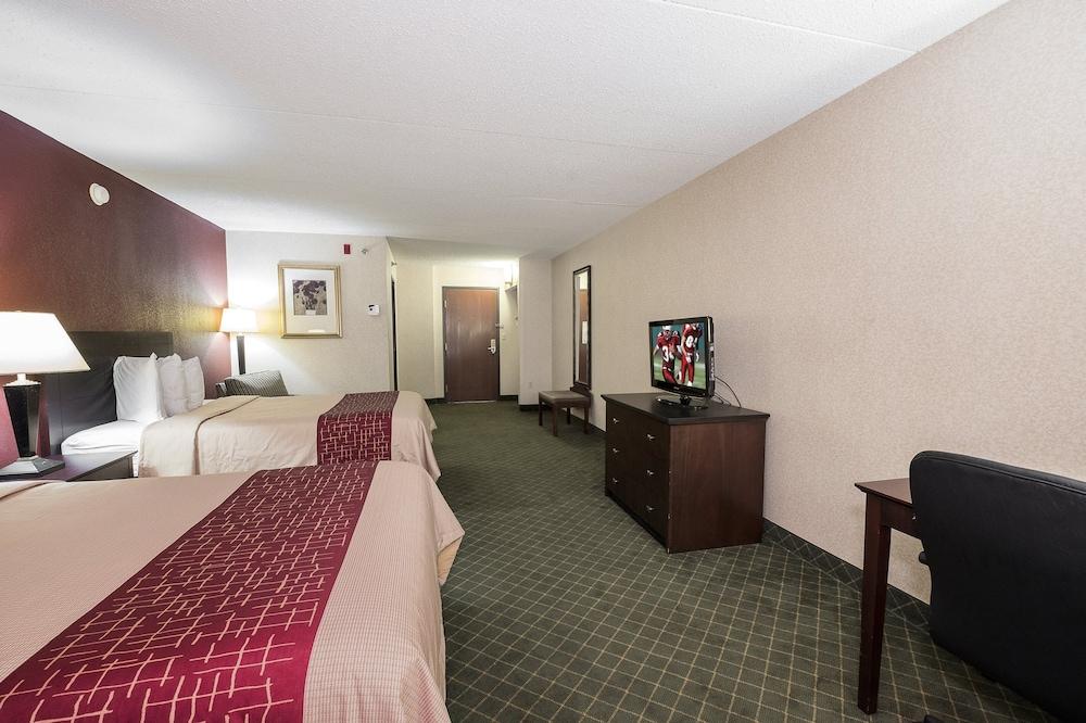 Red Roof Inn Hartford- New Britain Buitenkant foto
