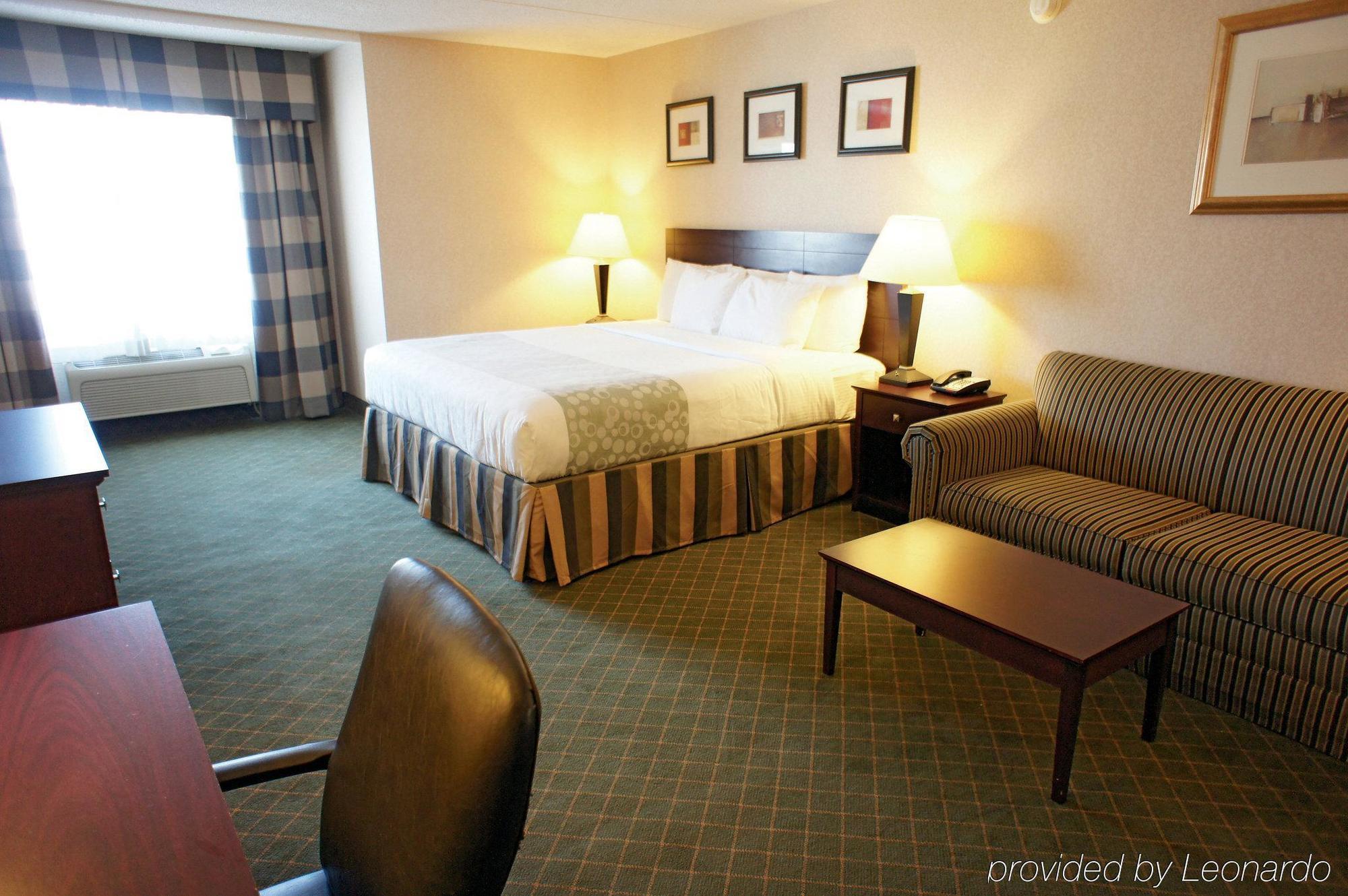 Red Roof Inn Hartford- New Britain Buitenkant foto
