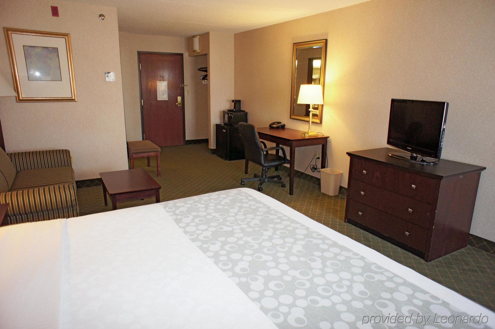 Red Roof Inn Hartford- New Britain Buitenkant foto