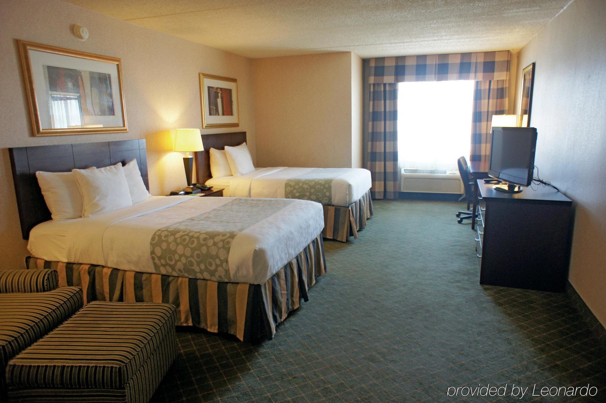 Red Roof Inn Hartford- New Britain Buitenkant foto