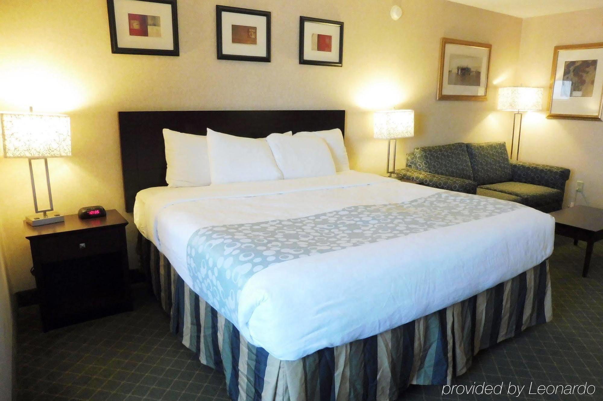 Red Roof Inn Hartford- New Britain Buitenkant foto