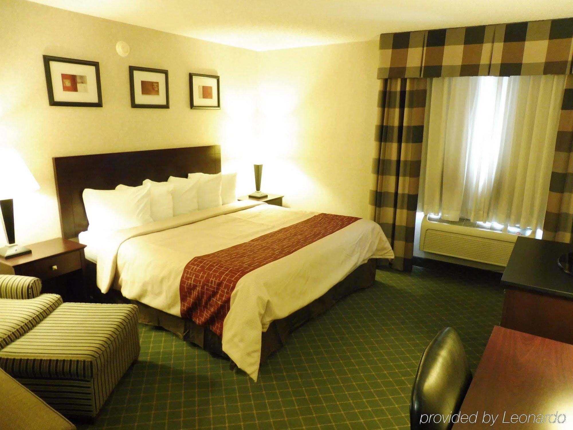Red Roof Inn Hartford- New Britain Buitenkant foto